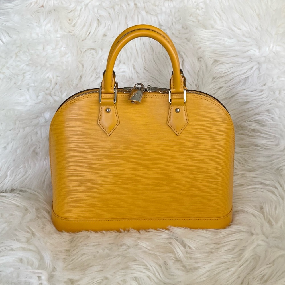 ππLouis Vuittonππ Epi Alma Mimosa Yellow - Picture 2 of 16